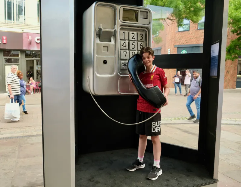 Call Me Back! touring installation